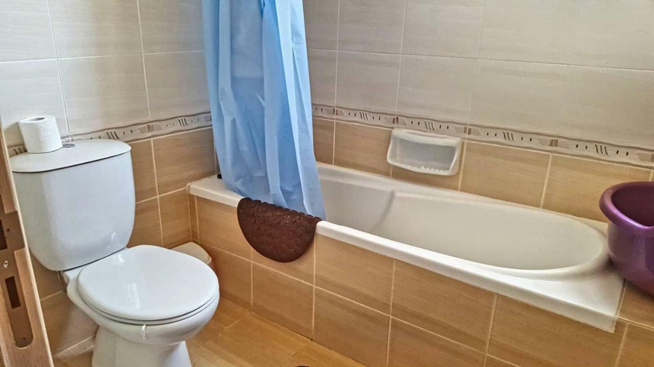 Kapparis Town House Villa Paralimni Luaran gambar